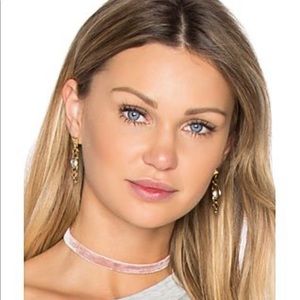 Revolve Pink Velvet Juliette Choker-Like New